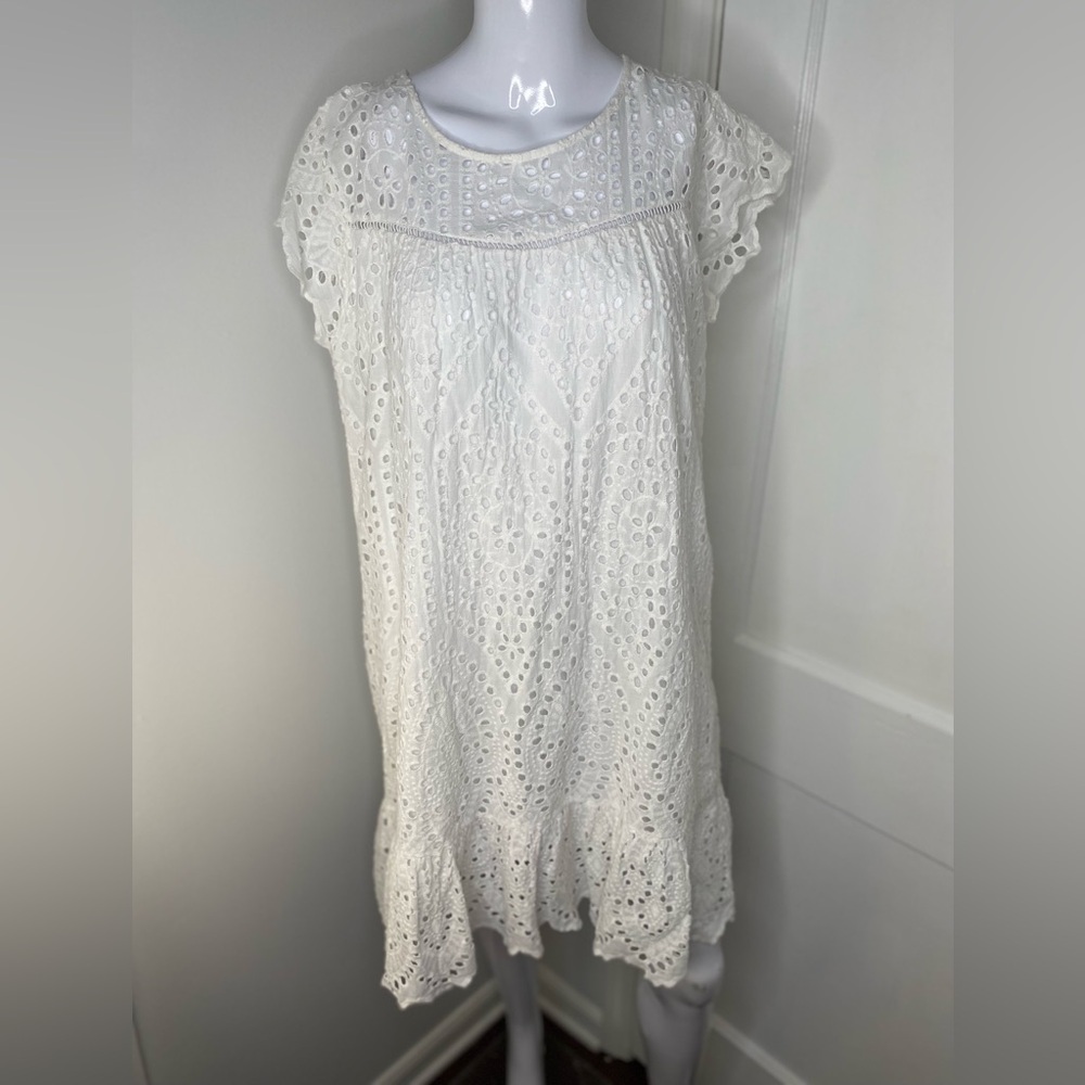 VZ Vanessa Zani NWT White Eyelet Lace Dress. Made in Italy